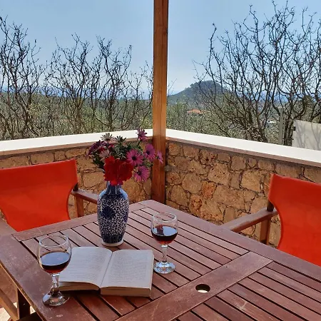 Appartement Lefktro 7 *